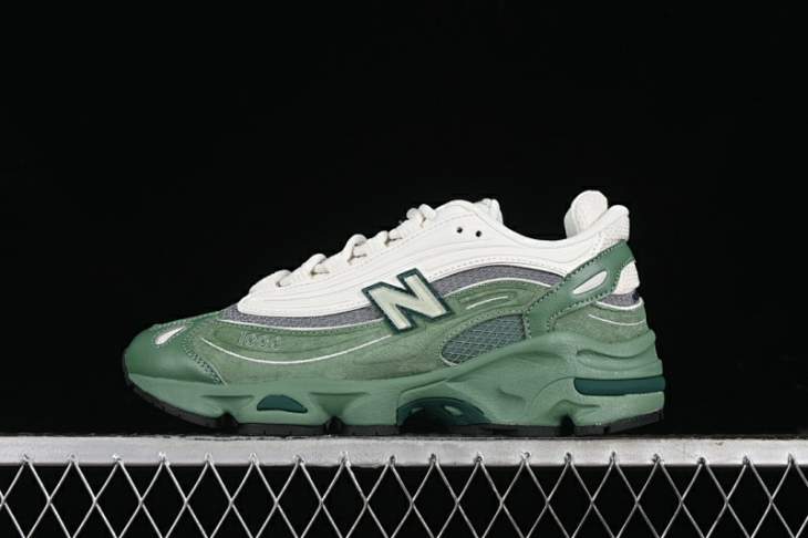 Picture of New Balance 1000 _SKUfw18028661468386289fw